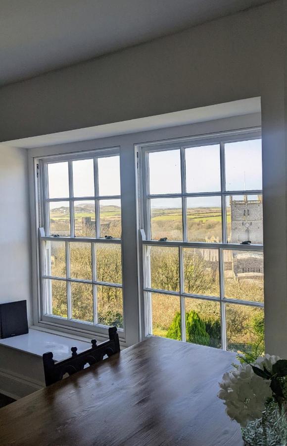 St Davids Gin & Kitchen - The Cathedral Villas Luaran gambar